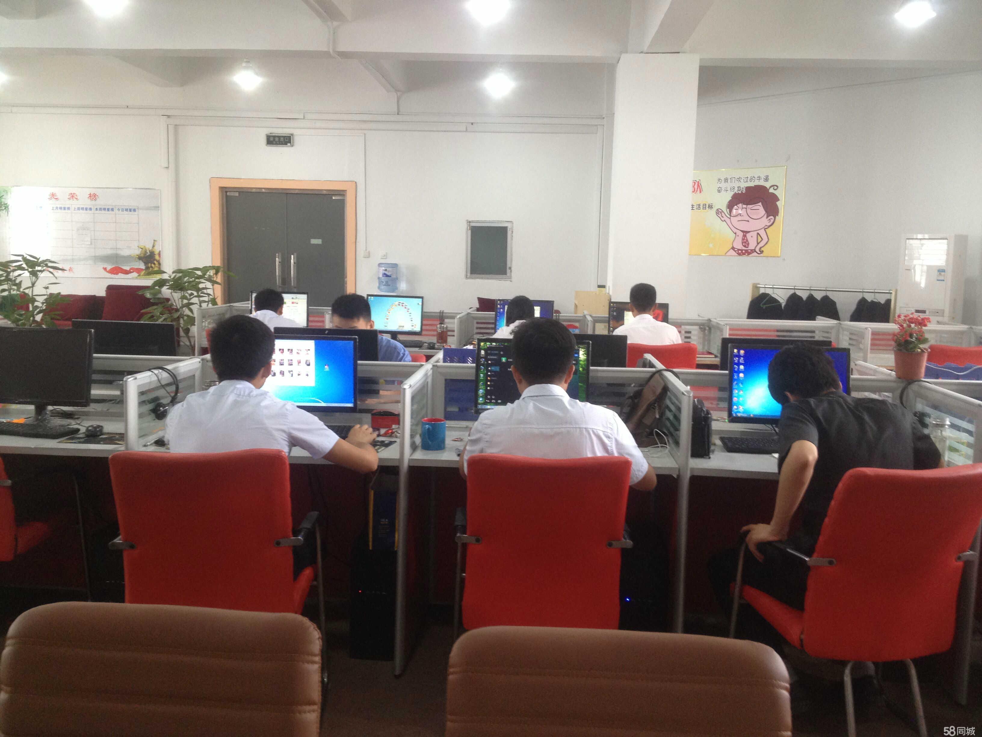 商務(wù)信息咨詢的深度價值 賦能企業(yè)精準(zhǔn)決策